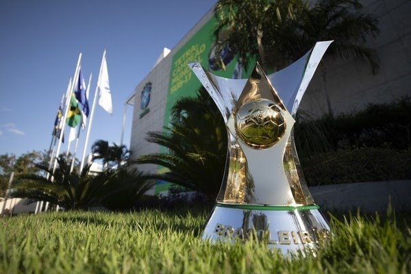 Brasileirão: Flamengo segue isolado na liderança, Botafogo na cola e São Paulo chegando